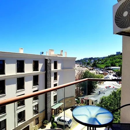 Cabacum Pleasure Beachfront - 50m To And Pool Aparthotel Varna