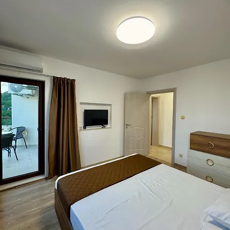 Cabacum Pleasure Beachfront Варна