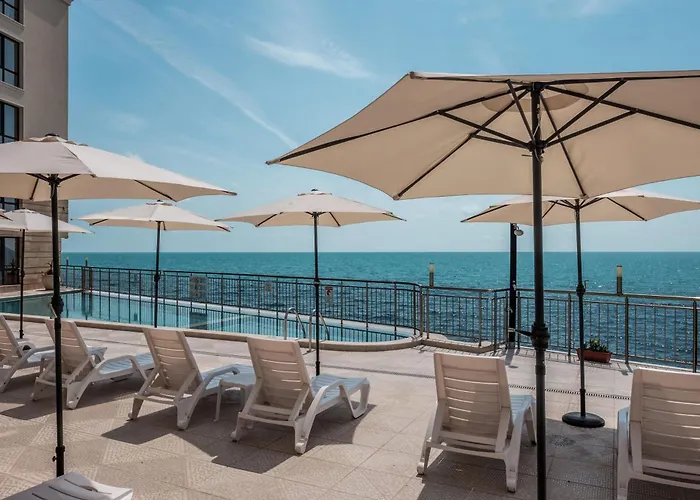 Cabacum Pleasure Beachfront 公寓式酒店 瓦爾納